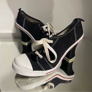 Y2K Vintage 725 Sneaker Heels Shoes Converse Style Flare Heel Size 8